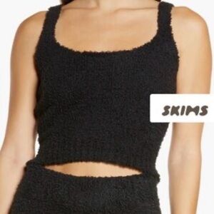 Skim’s Black Fuzzy Knit Tank Top L/XL  EUC